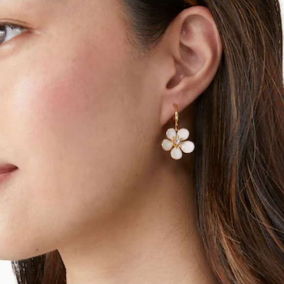 kate spade Jewelry - NWT Kate Spade Spring Scene Flower Huggies Earrings